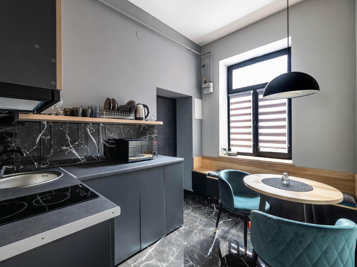 Modern Apartment Lviv Luaran gambar