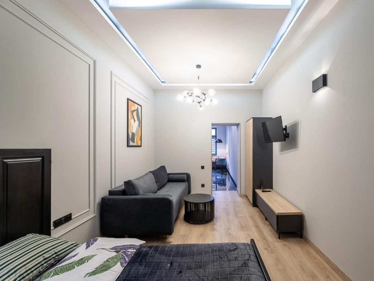 Modern Apartment Lviv Luaran gambar