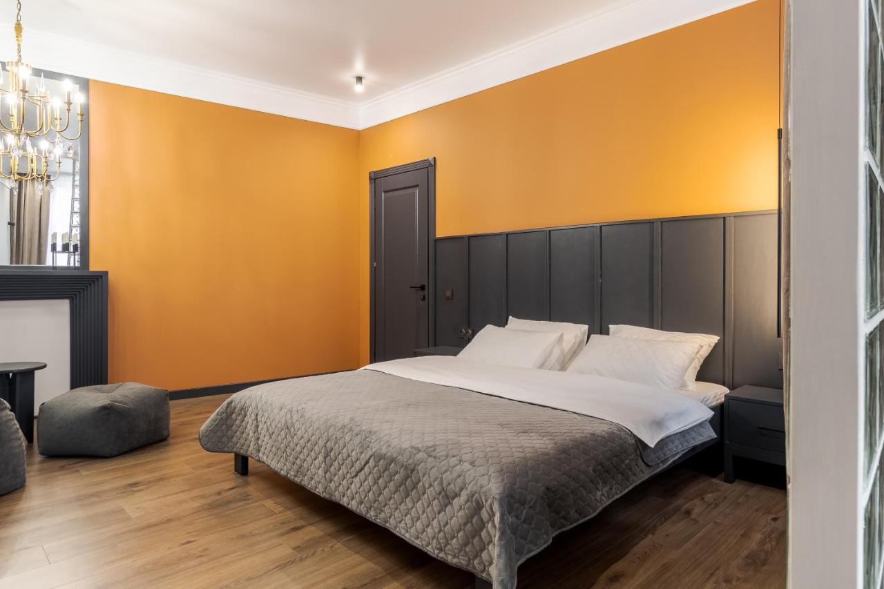 Modern Apartment Lviv Luaran gambar